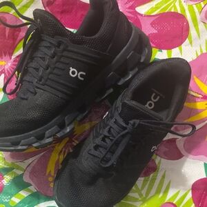 On Cloud Running Black Performance Sneakers